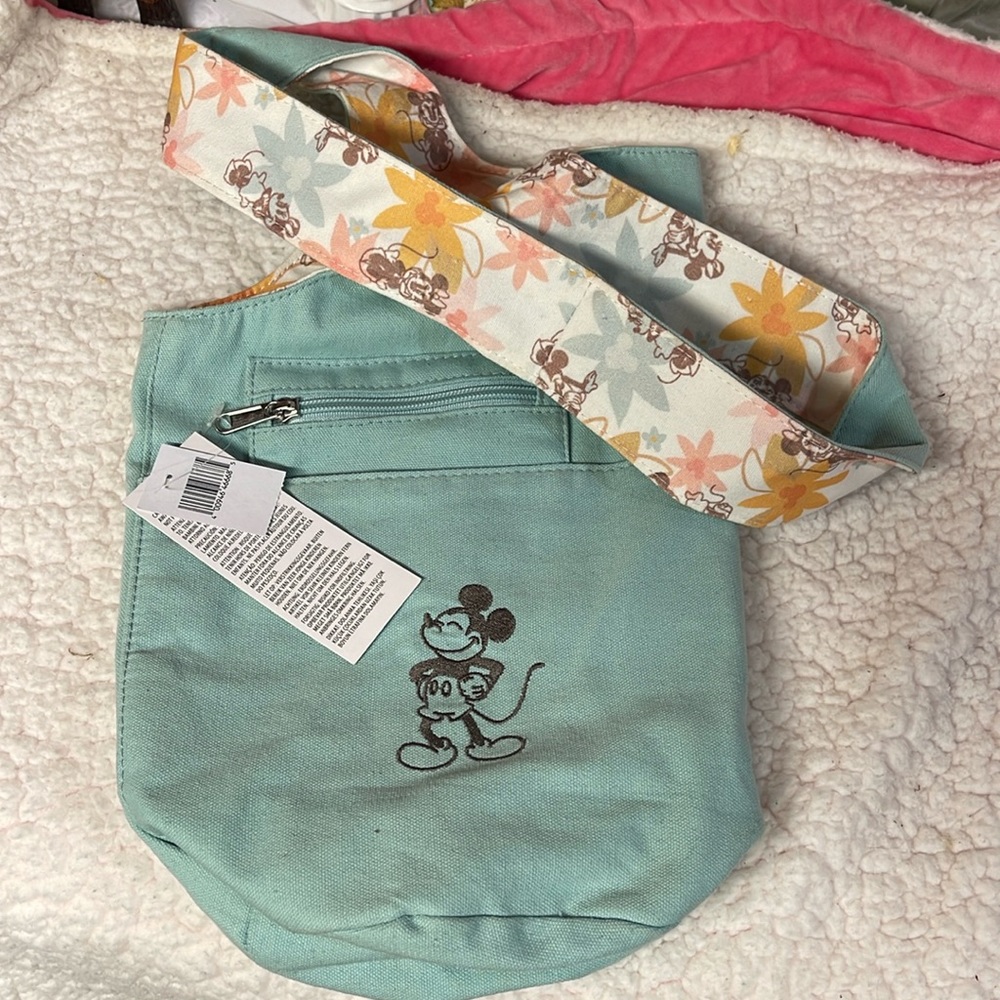 Disney Mint Green Crossbody Bag with Mickey Mouse Design NEW. ADORABLE!